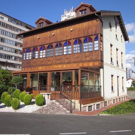 Hotel Castillo de Gauzón Salinas  Exterior foto