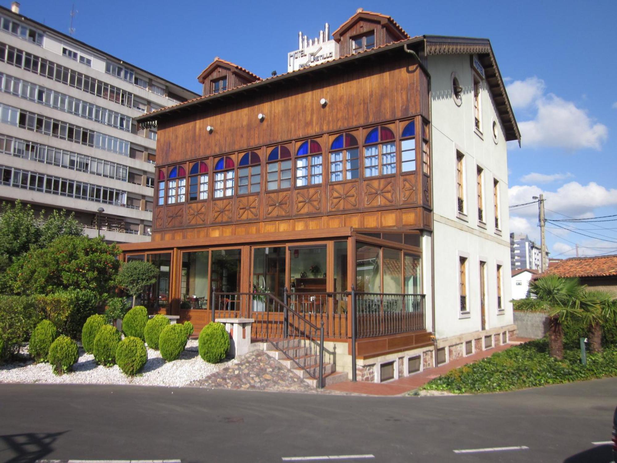 Hotel Castillo de Gauzón Salinas  Exterior foto